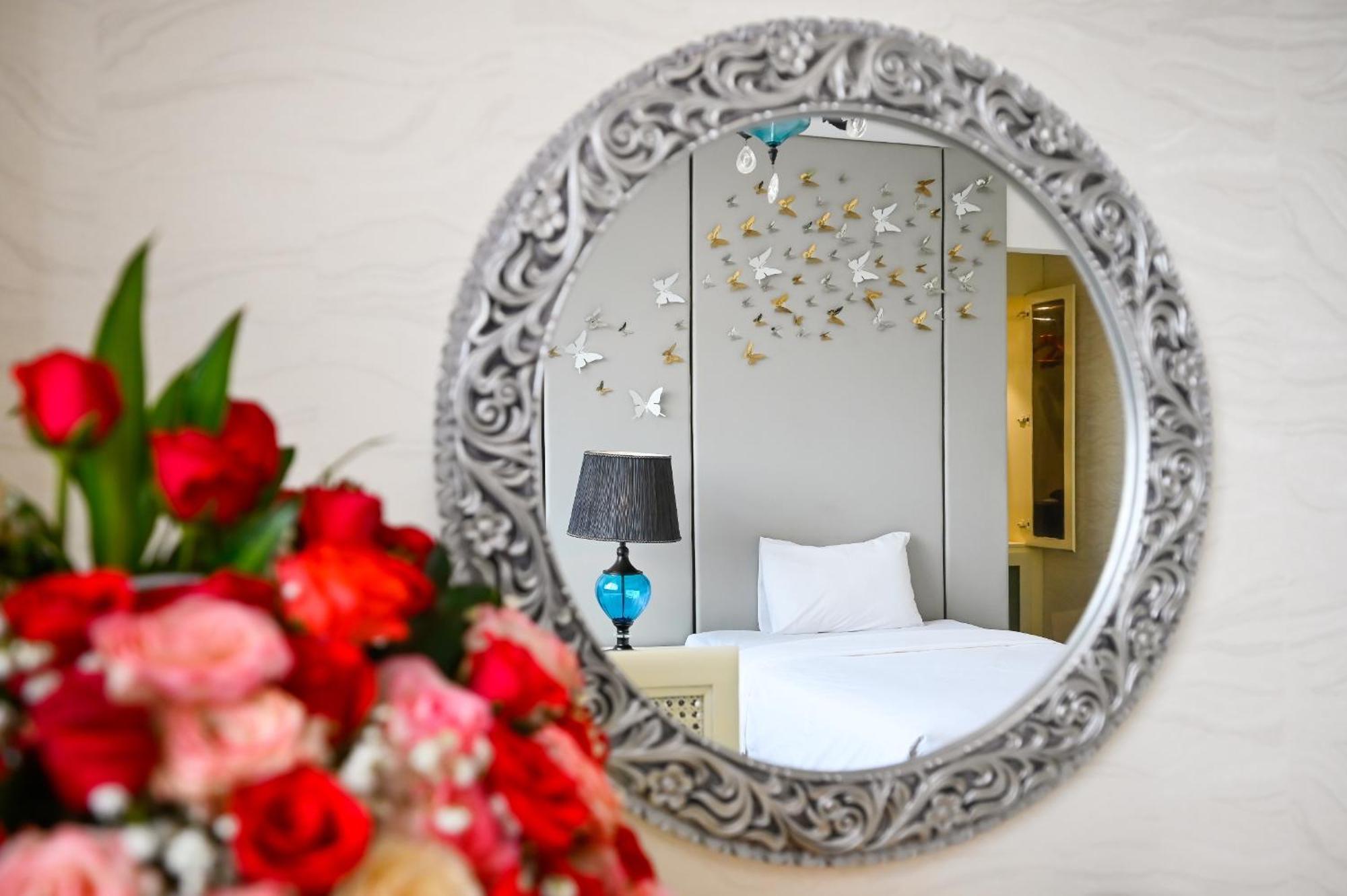 California Saigon Hotel & Rooftop Pool Ciudad Ho Chi Minh  Exterior foto
