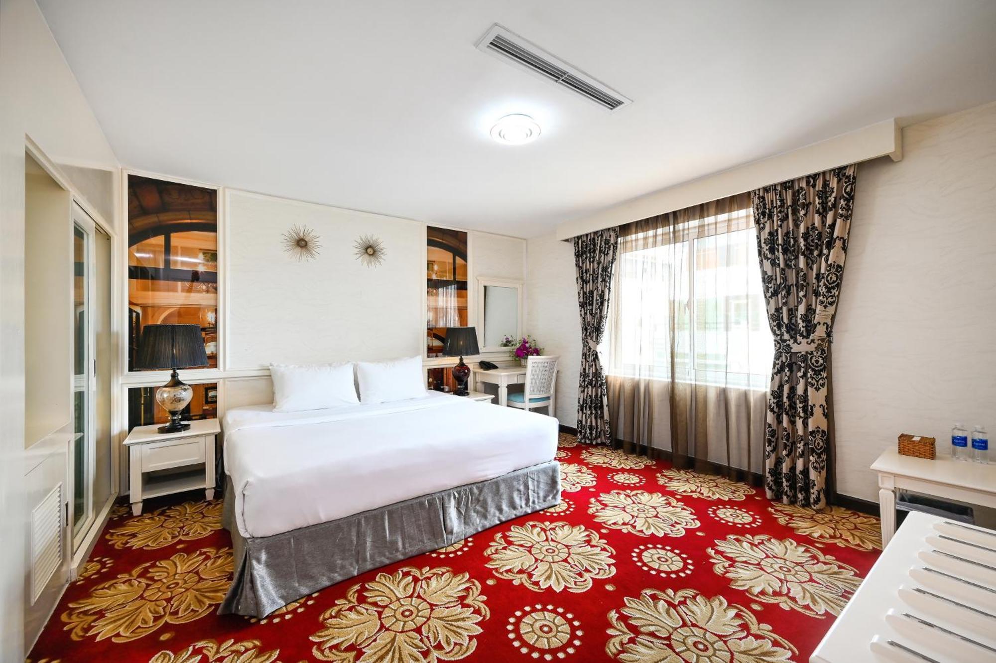 California Saigon Hotel & Rooftop Pool Ciudad Ho Chi Minh  Exterior foto